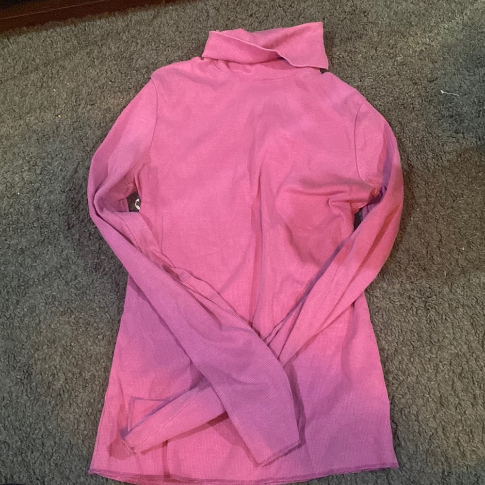 Pink long sleeve turtleneck